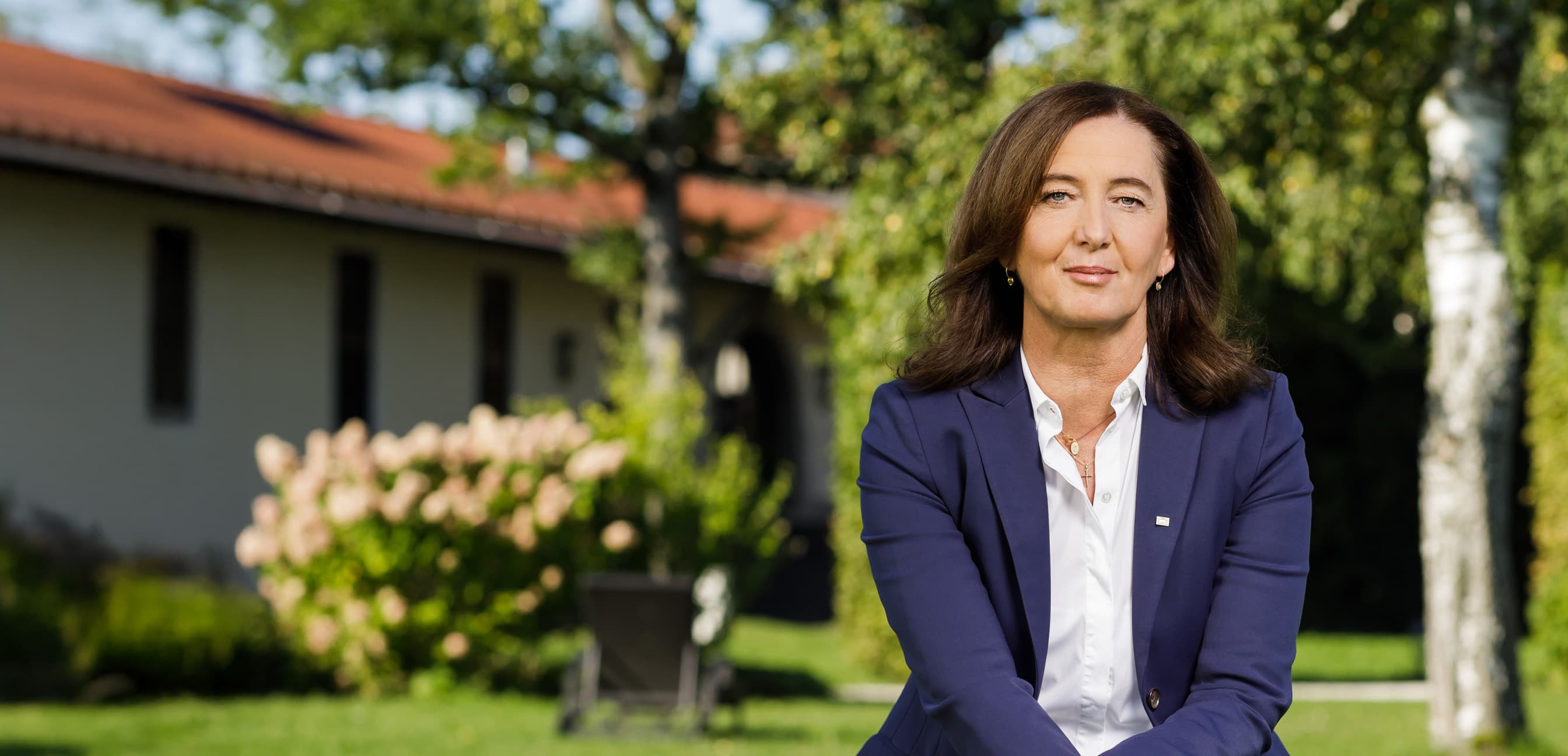 Portraitbild von Frau Bernhard